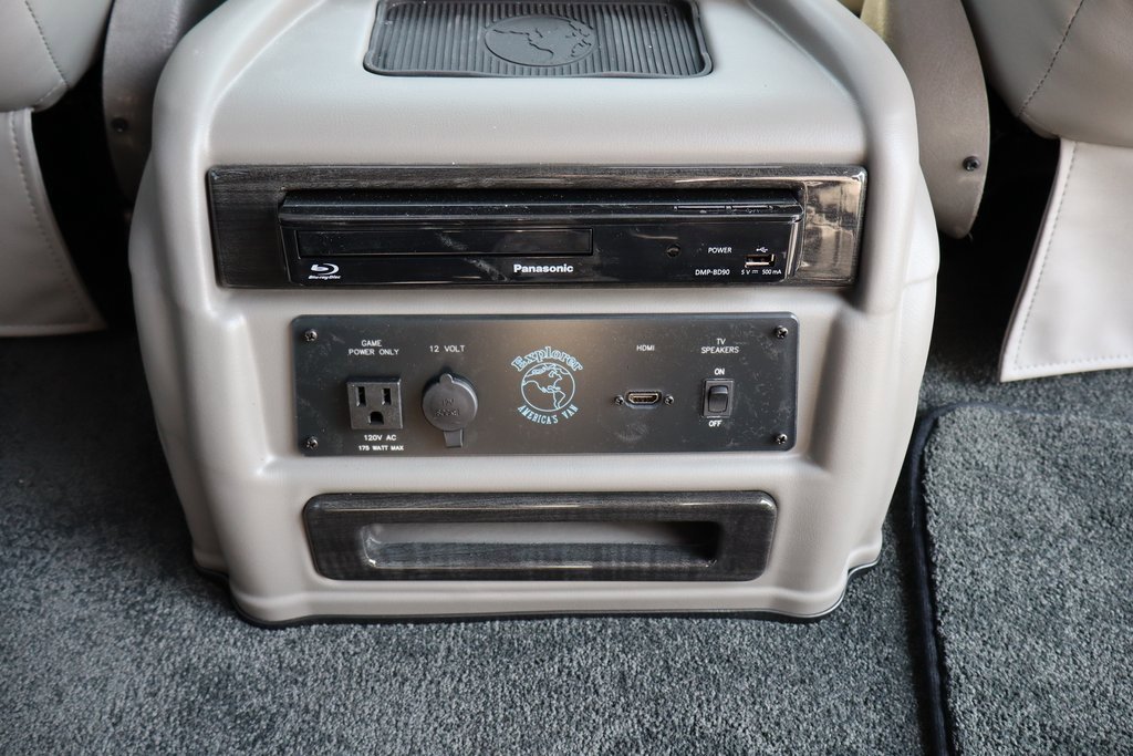 New 2025 Chevrolet Express 2500 Extended w/ Driver Convenience Package image 10