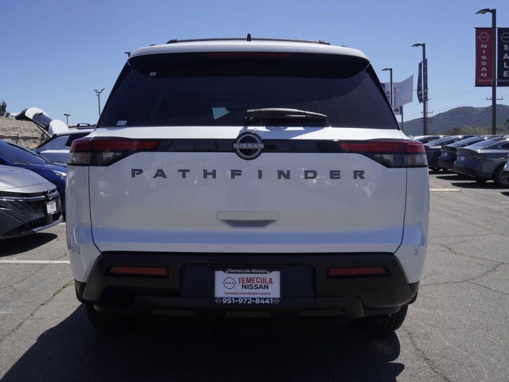 New 2026 Nissan Pathfinder SV image 6