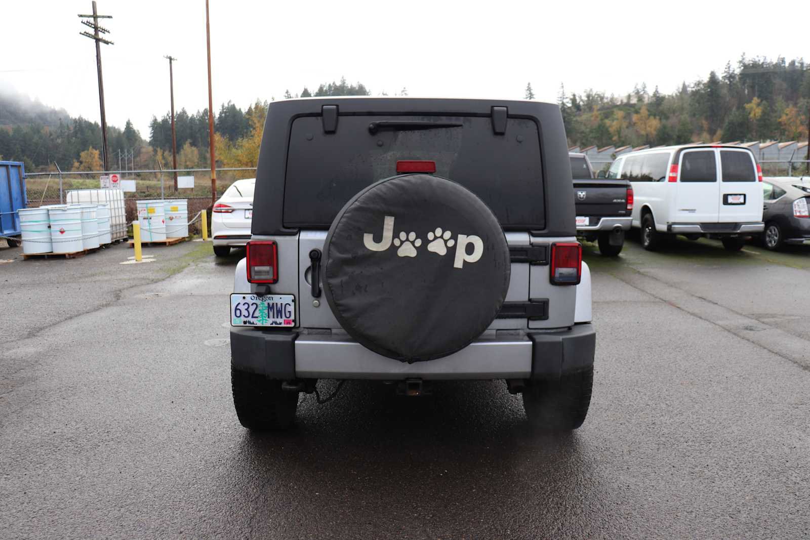 Used 2016 Jeep Wrangler Unlimited Sahara w/ Connectivity Group image 6