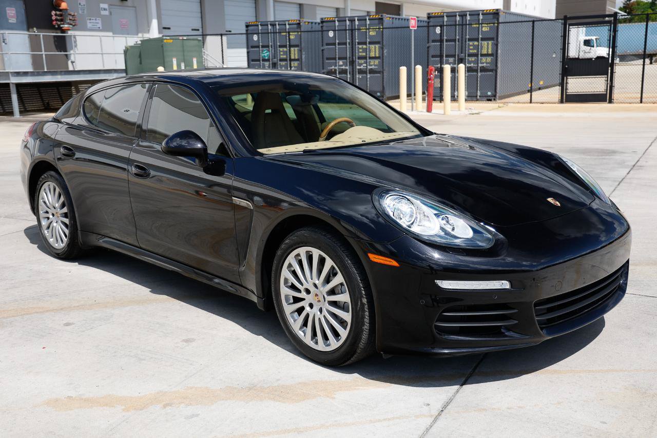 Used 2014 Porsche Panamera S RWD image 15