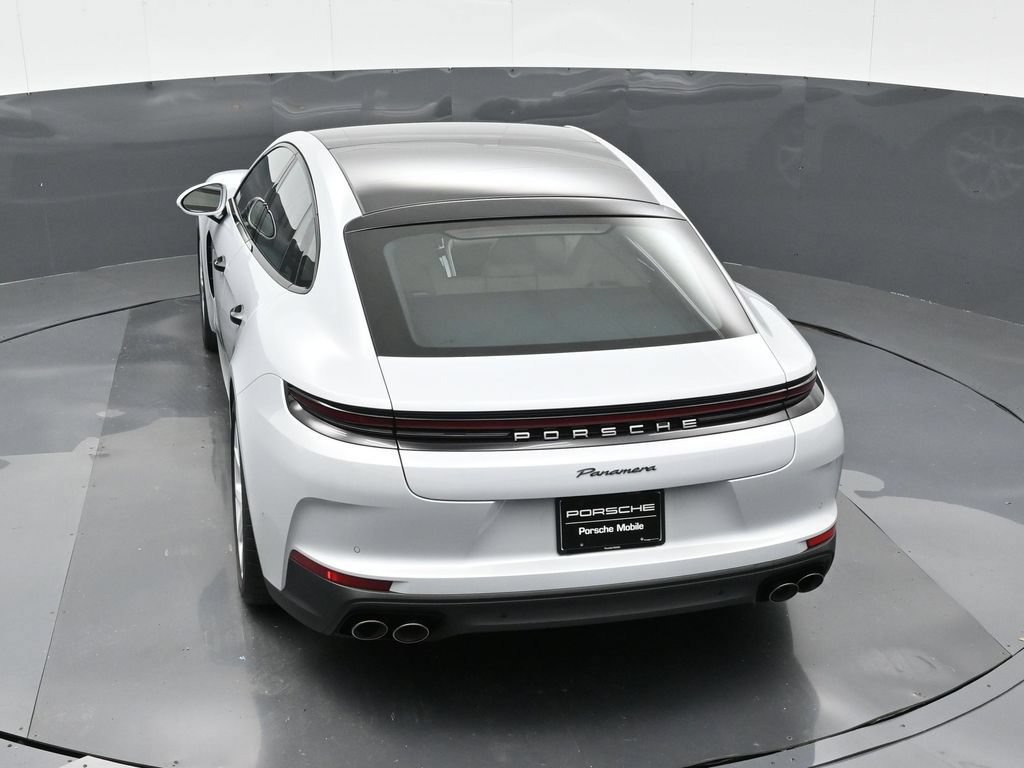 Certified 2025 Porsche Panamera RWD image 28