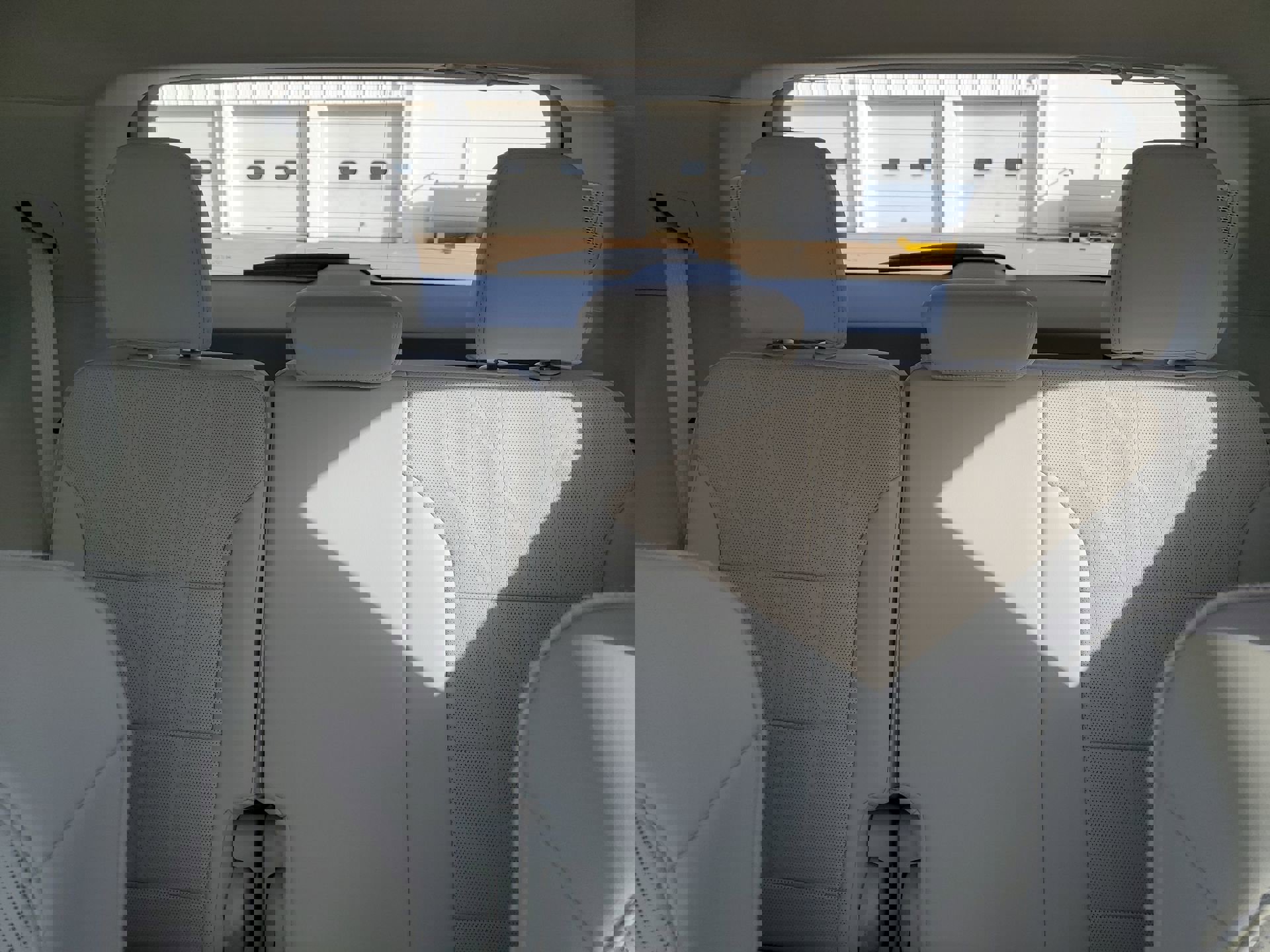 Used 2025 Buick Enclave Avenir image 14