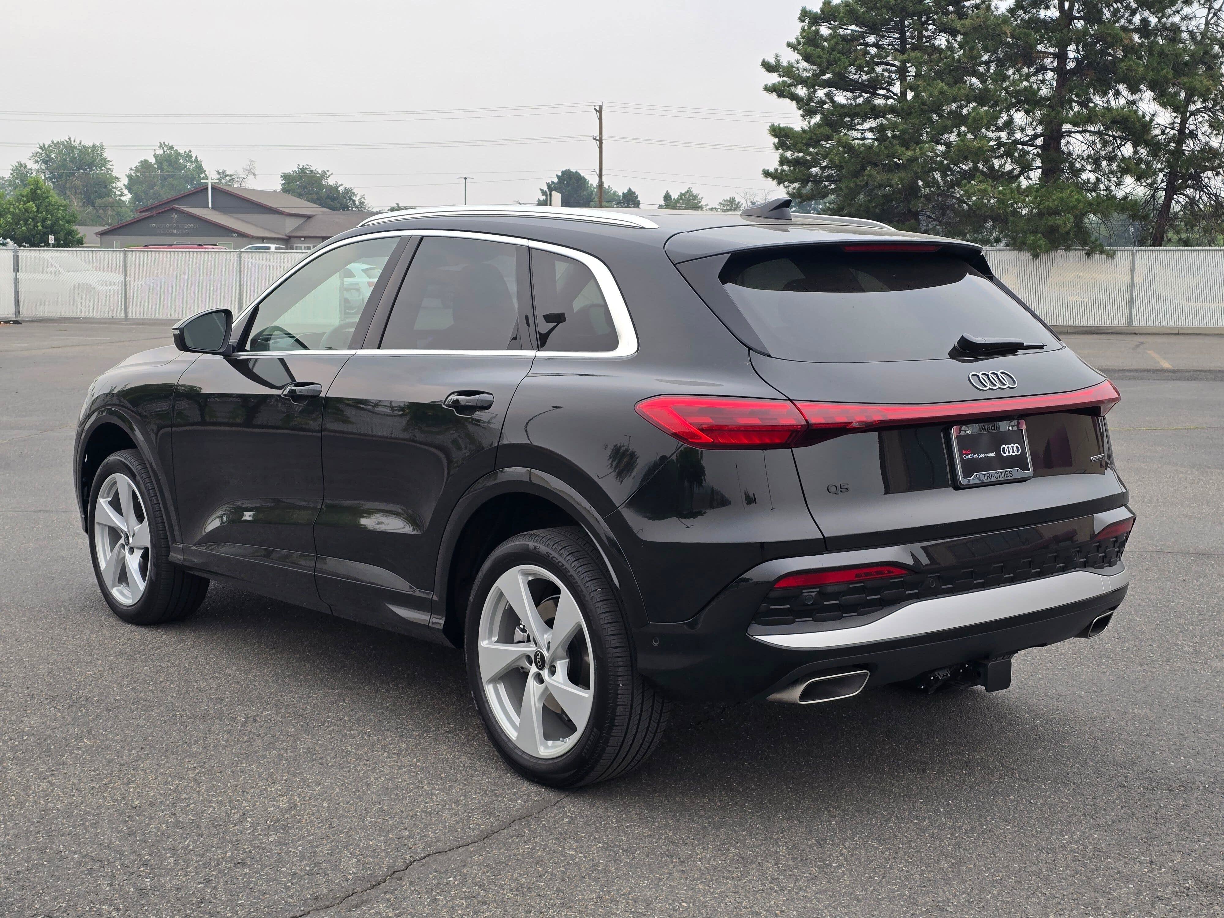Certified 2025 Audi Q5 Premium Plus w/ Premium Plus AWD/4WD image 4