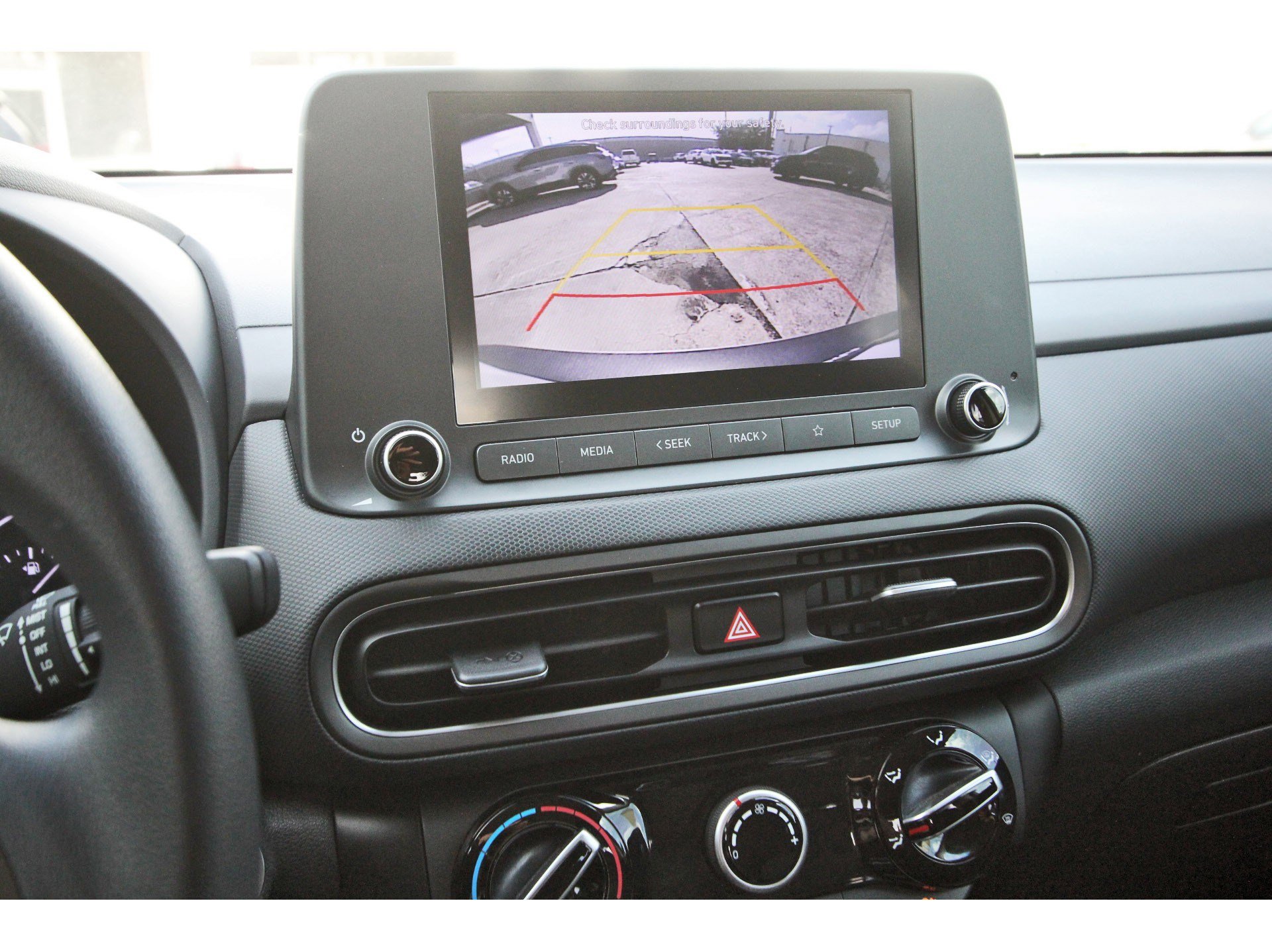 Used 2022 Hyundai Kona SEL FWD image 26