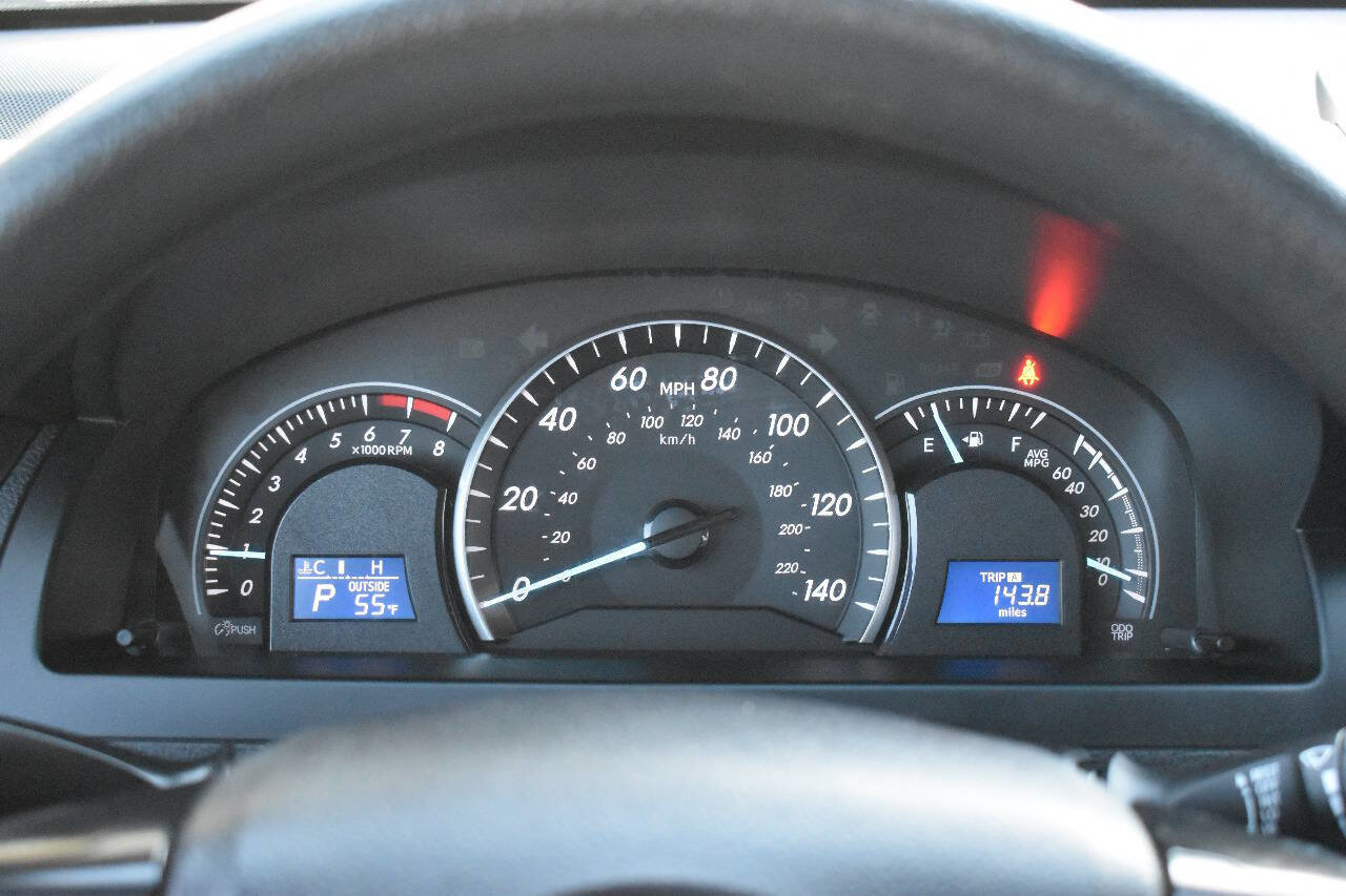 Used 2015 Toyota Camry LE FWD image 22