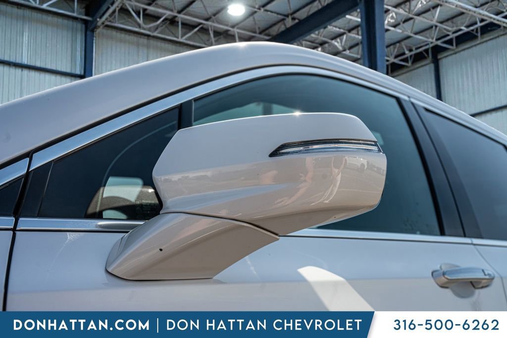Used 2021 Cadillac XT6 Premium Luxury w/ LPO, Floor Liner Package AWD/4WD image 26