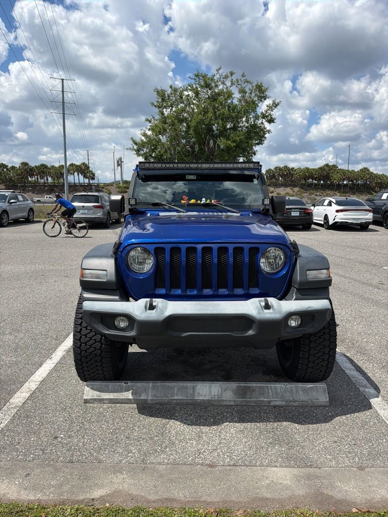 Used 2019 Jeep Wrangler Unlimited Sport S image 2