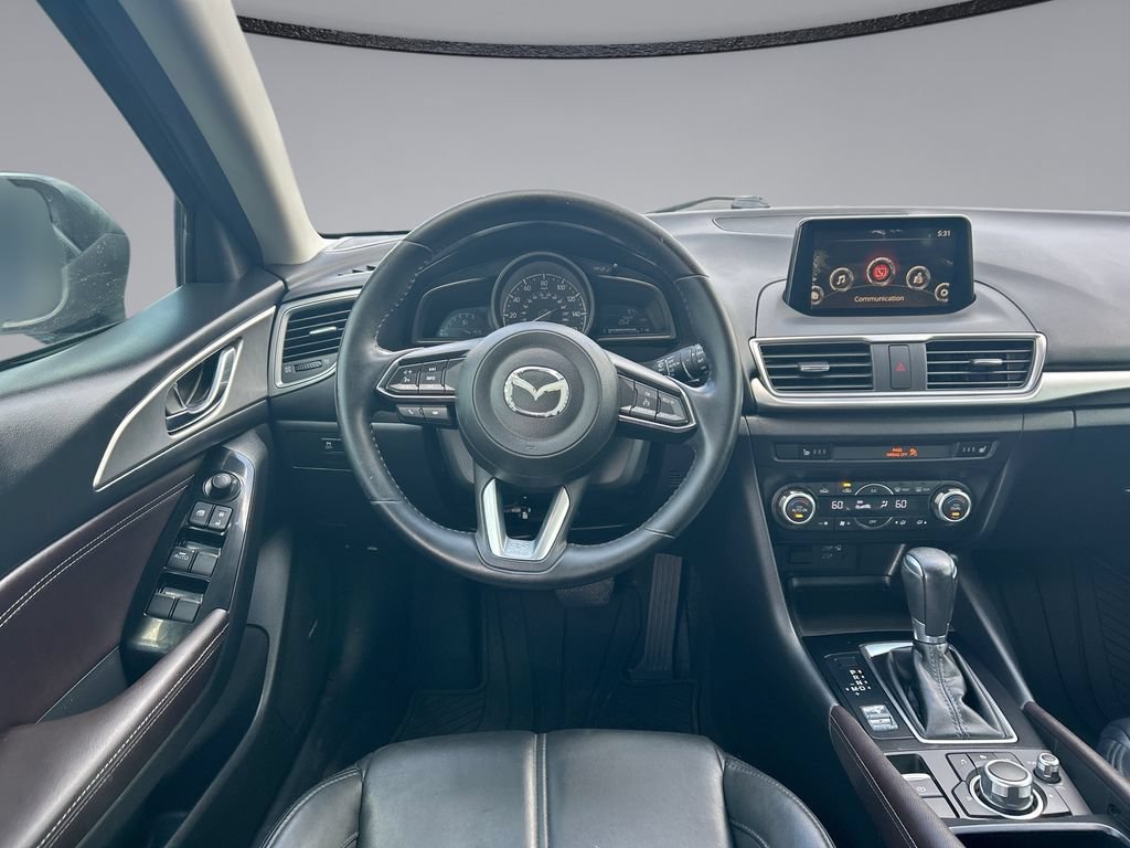 Used 2018 MAZDA MAZDA3 Touring FWD image 20