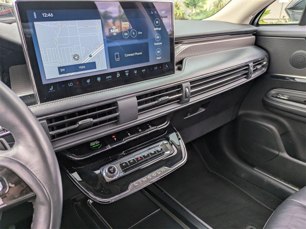 Used 2024 Lincoln Corsair Reserve w/ Equipment Group 201A image 20