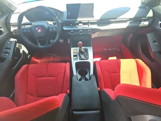 Used 2023 Honda Civic Type R image 9