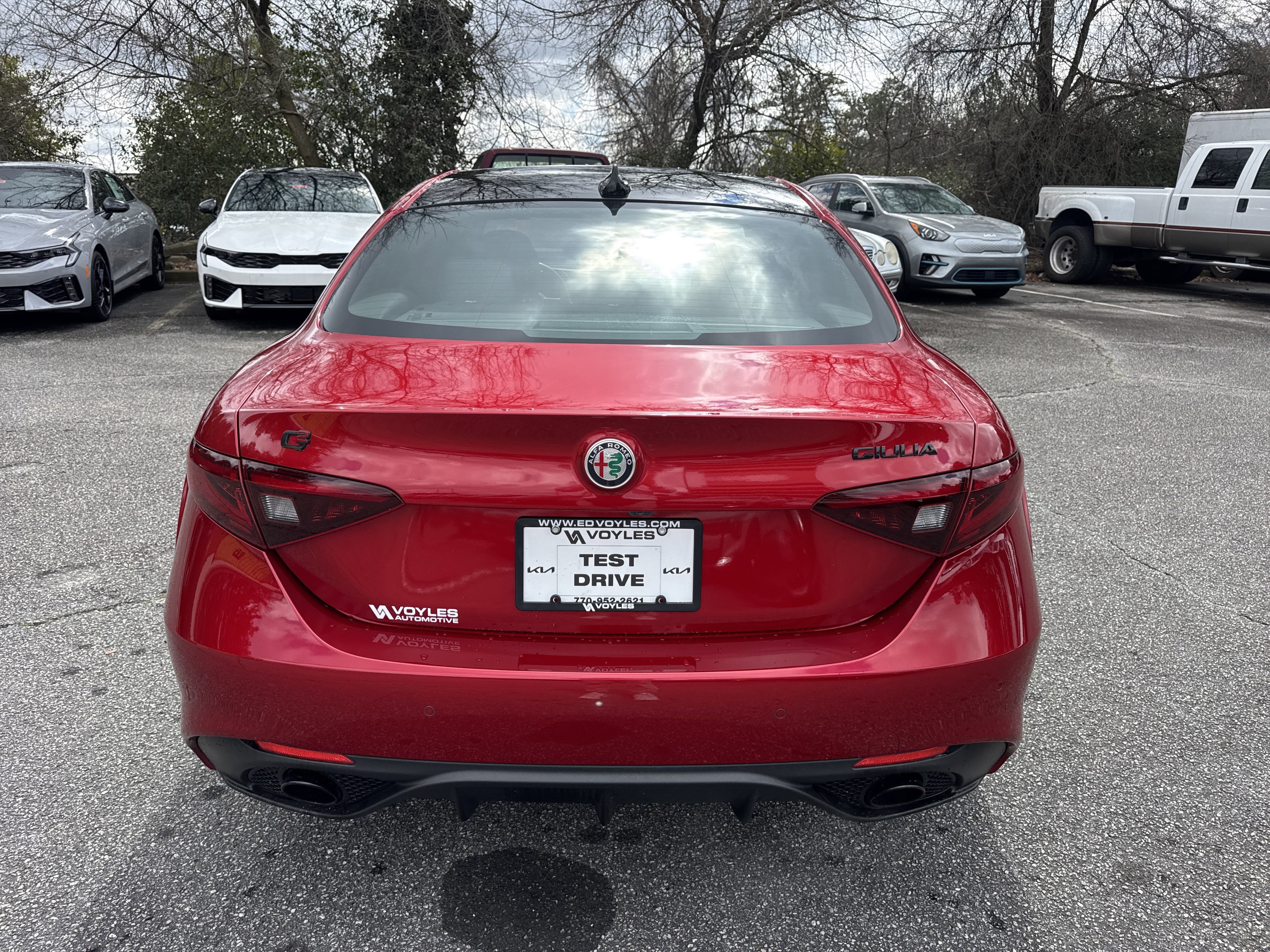 Used 2023 Alfa Romeo Giulia Veloce image 6