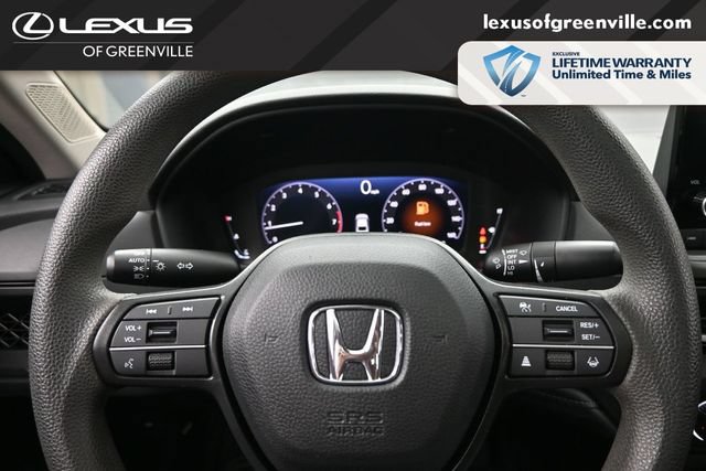 Used 2023 Honda Accord EX image 9