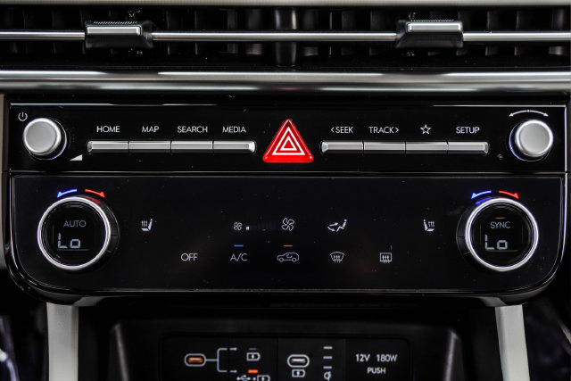 Certified 2025 Hyundai Tucson SEL FWD image 26