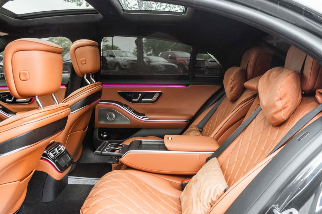 Used 2021 Mercedes-Benz S 580 4MATIC Sedan image 30