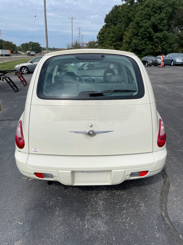Used 2007 Chrysler PT Cruiser FWD image 4