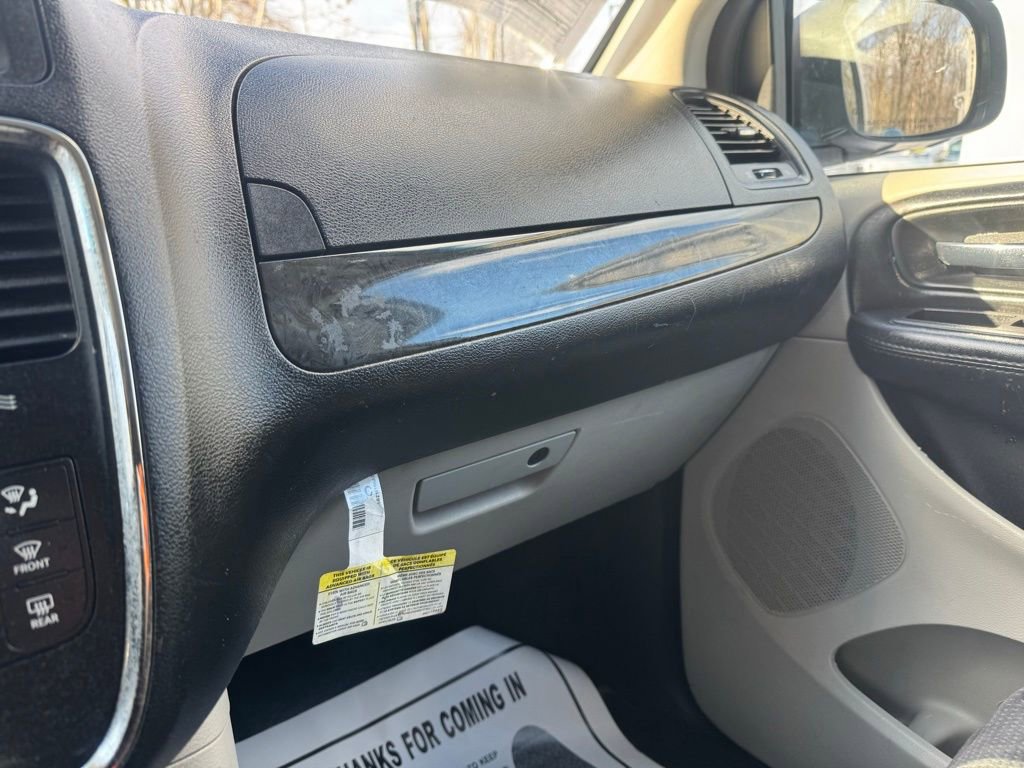 Used 2014 RAM C/V Tradesman image 27