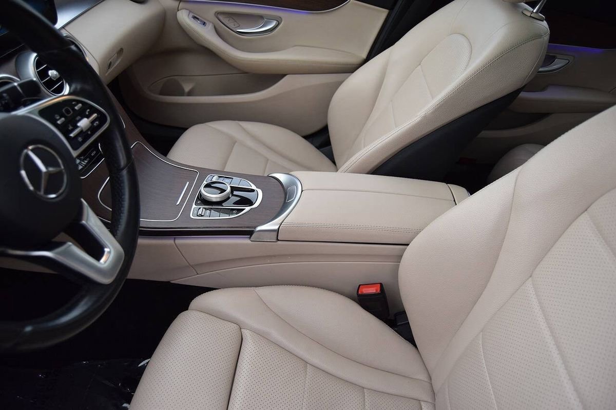 Used 2021 Mercedes-Benz C 300 4MATIC Sedan w/ Premium Package image 36