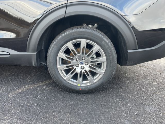 New 2026 Ford Explorer Active w/ Active Comfort Package AWD/4WD image 14
