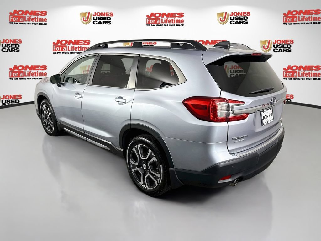Used 2023 Subaru Ascent Limited AWD/4WD image 2