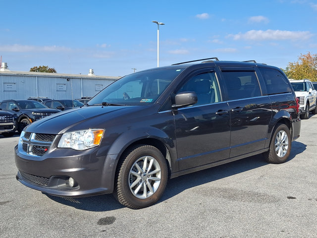 Used 2019 Dodge Grand Caravan SXT FWD image 1
