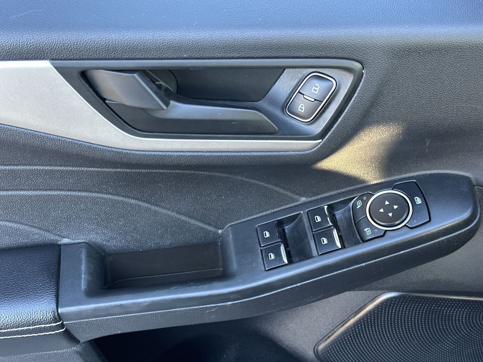 Used 2022 Ford Escape S FWD image 16
