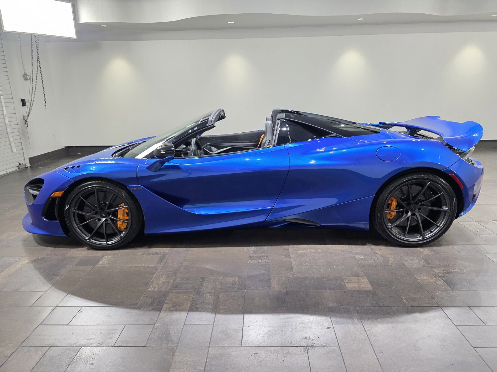 New 2027 McLaren 750S Spider RWD image 3