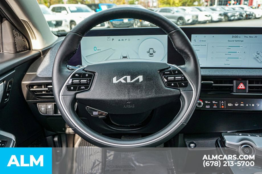 Used 2024 Kia EV6 Light image 28
