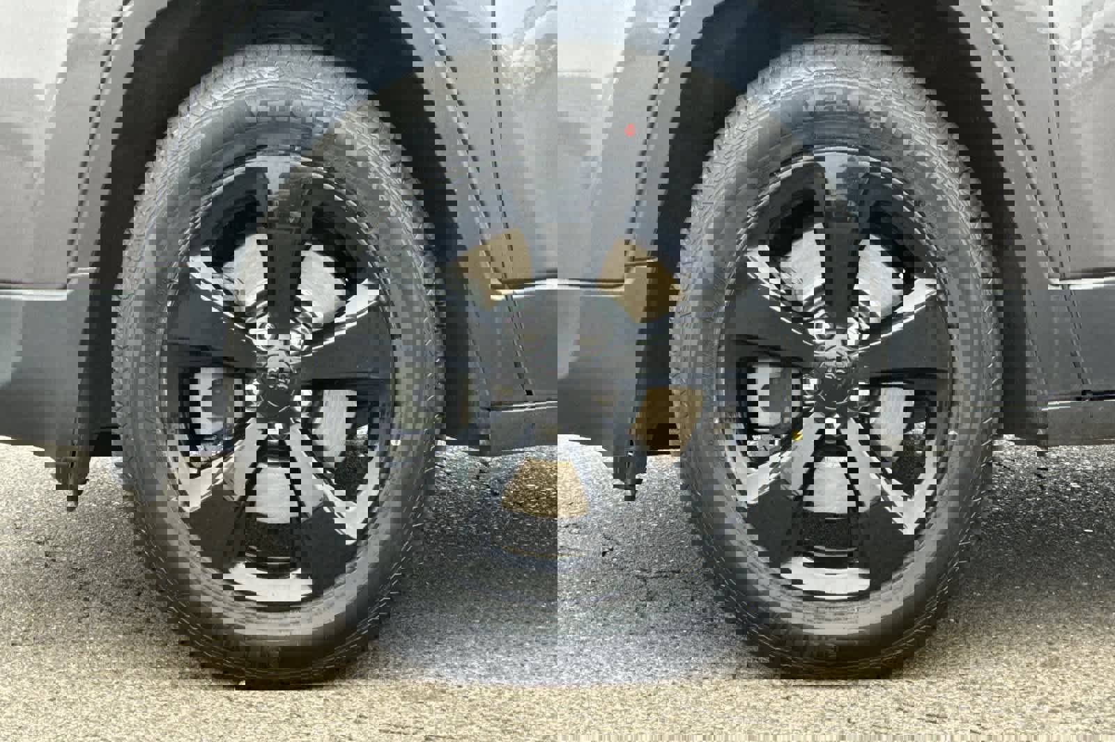 Used 2017 Jeep Cherokee High Altitude image 31