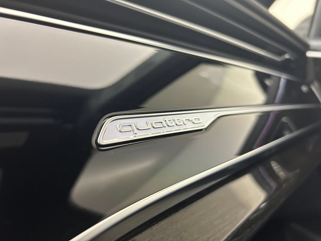 Used 2025 Audi Q7 3.0T Premium Plus AWD/4WD image 15