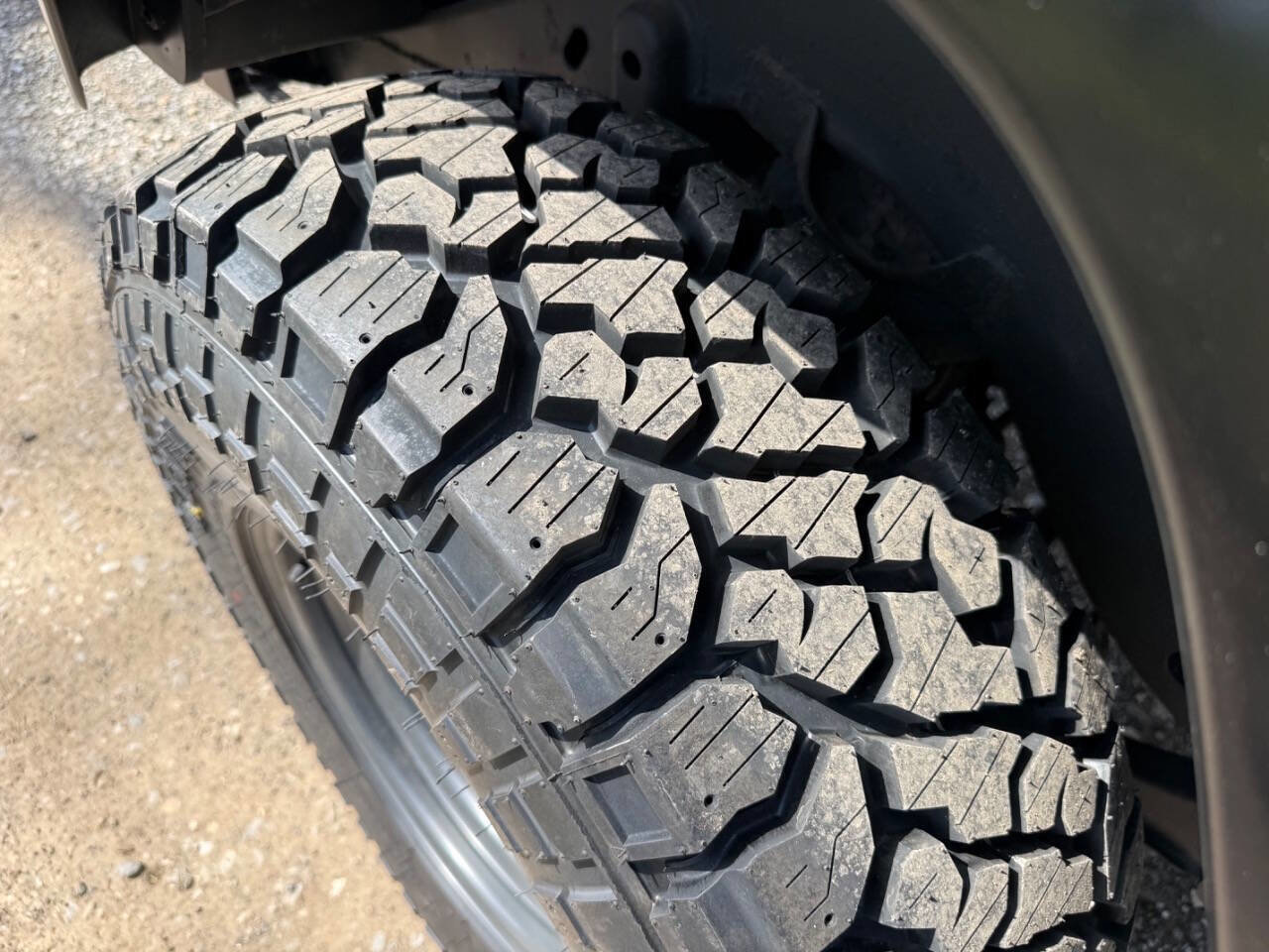 Used 2003 Jeep Wrangler SE image 27