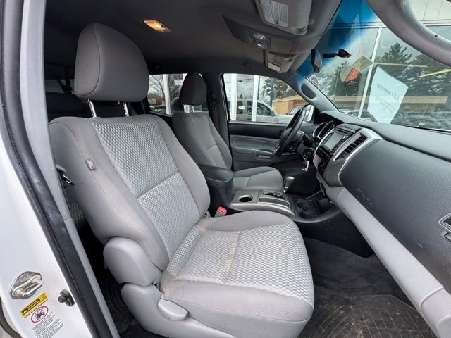 Used 2015 Toyota Tacoma 4x4 Double Cab w/ SR5 Package image 12