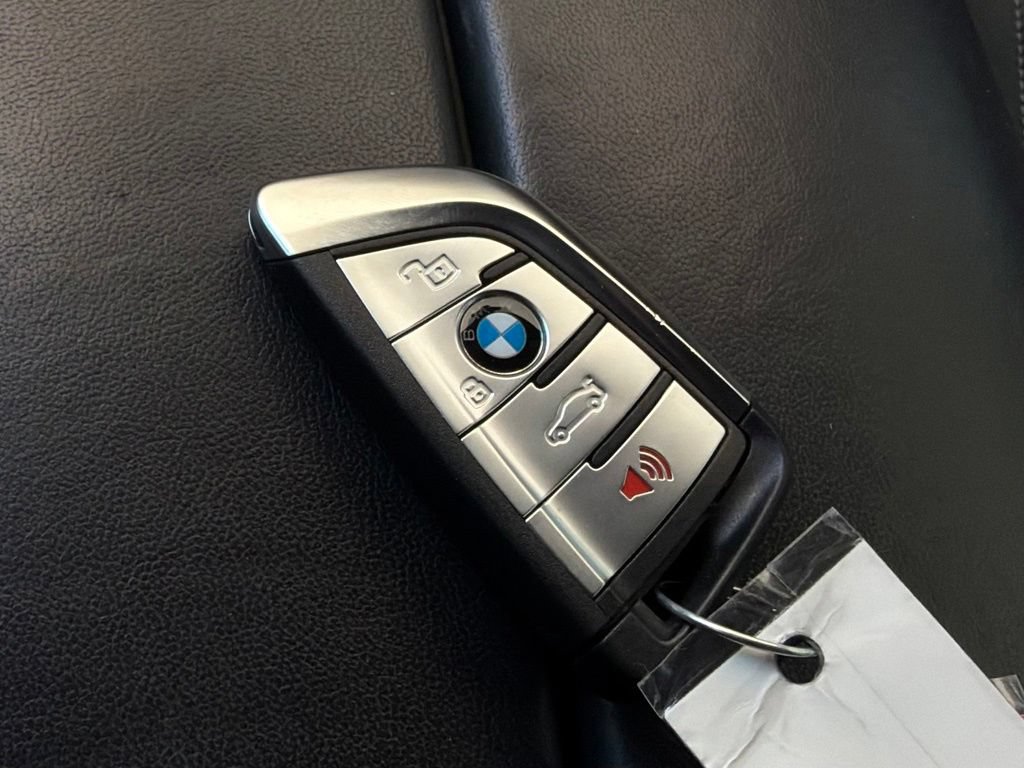 Used 2023 BMW X5 M50i w/ Parking Assistance Package AWD/4WD image 29