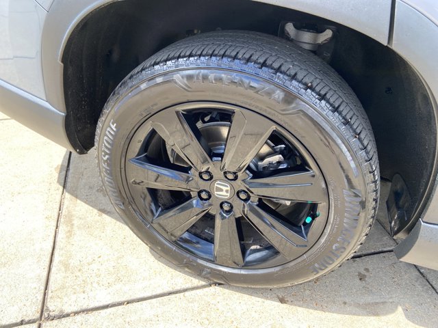 Used 2025 Honda Pilot Black Edition image 14