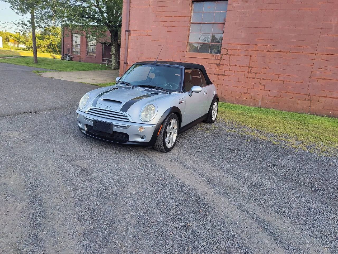 Used 2005 MINI Cooper S image 2