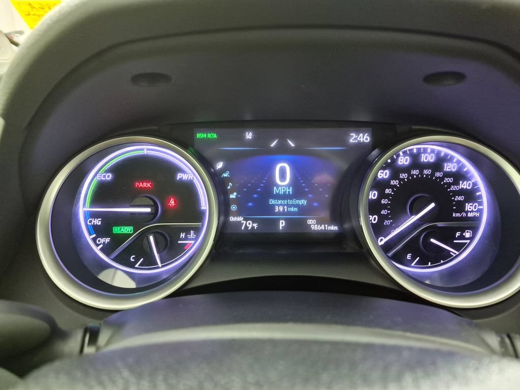 Used 2021 Toyota Camry XLE w/ Navigation Upgrade Package FWD image 16