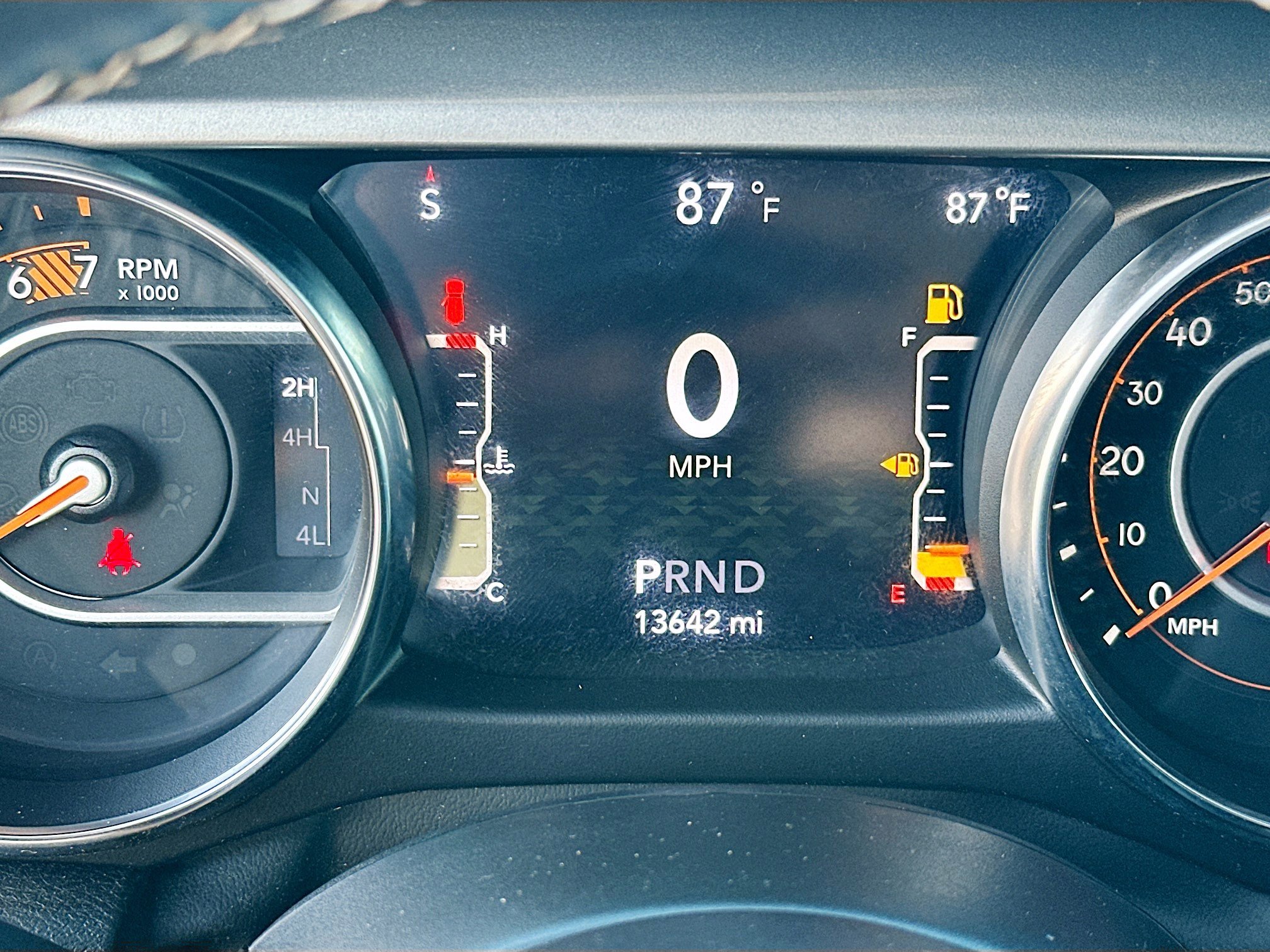 Used 2022 Jeep Wrangler Unlimited Sahara image 12