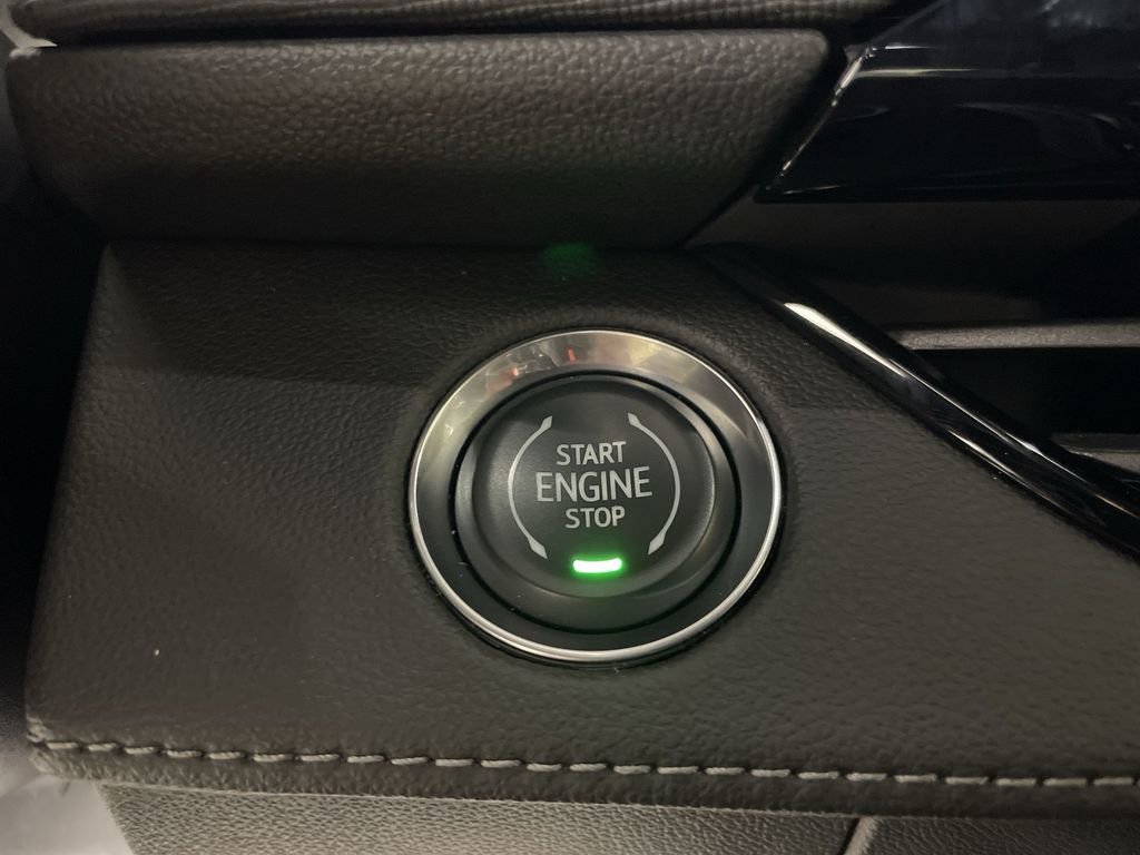 Used 2025 Buick Enclave Sport Touring image 16