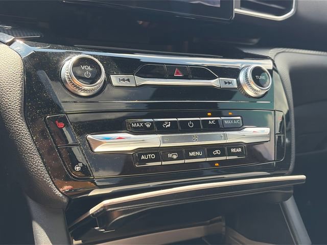 Used 2024 Ford Explorer ST-Line w/ Class IV Trailer Tow Package AWD/4WD image 26