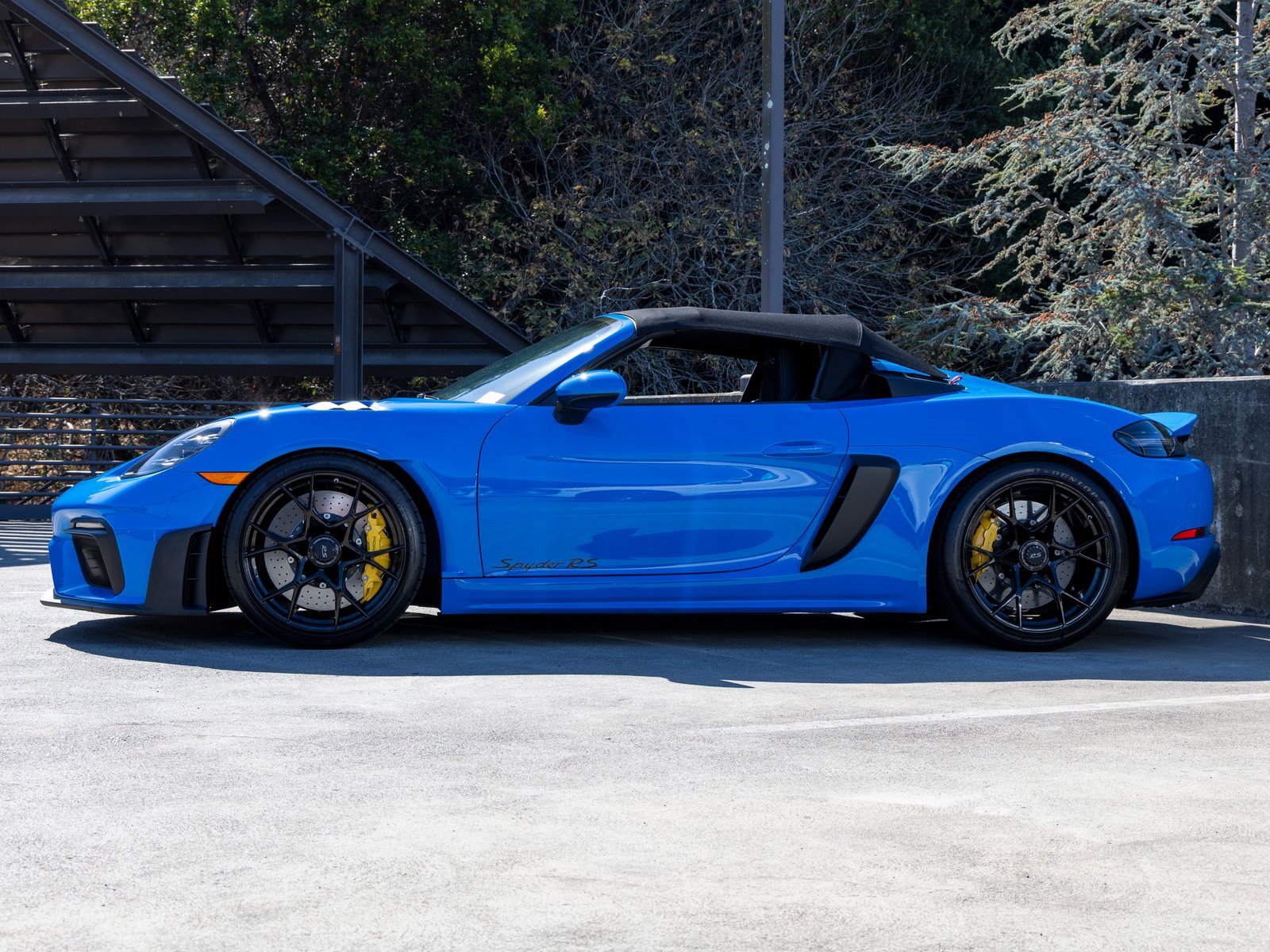 Certified 2024 Porsche 718 Boxster Spyder RS w/ Light Design Package image 2