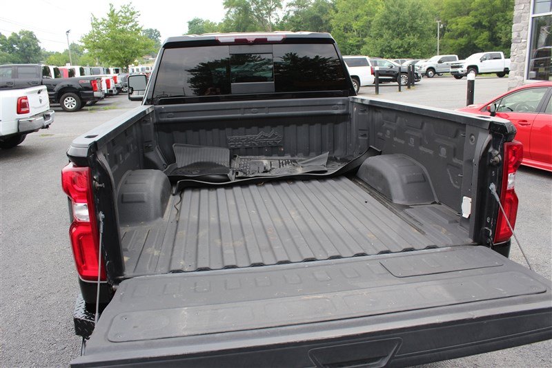 Used 2022 Chevrolet Silverado 2500 High Country w/ Z71 Off-Road Package AWD/4WD image 14