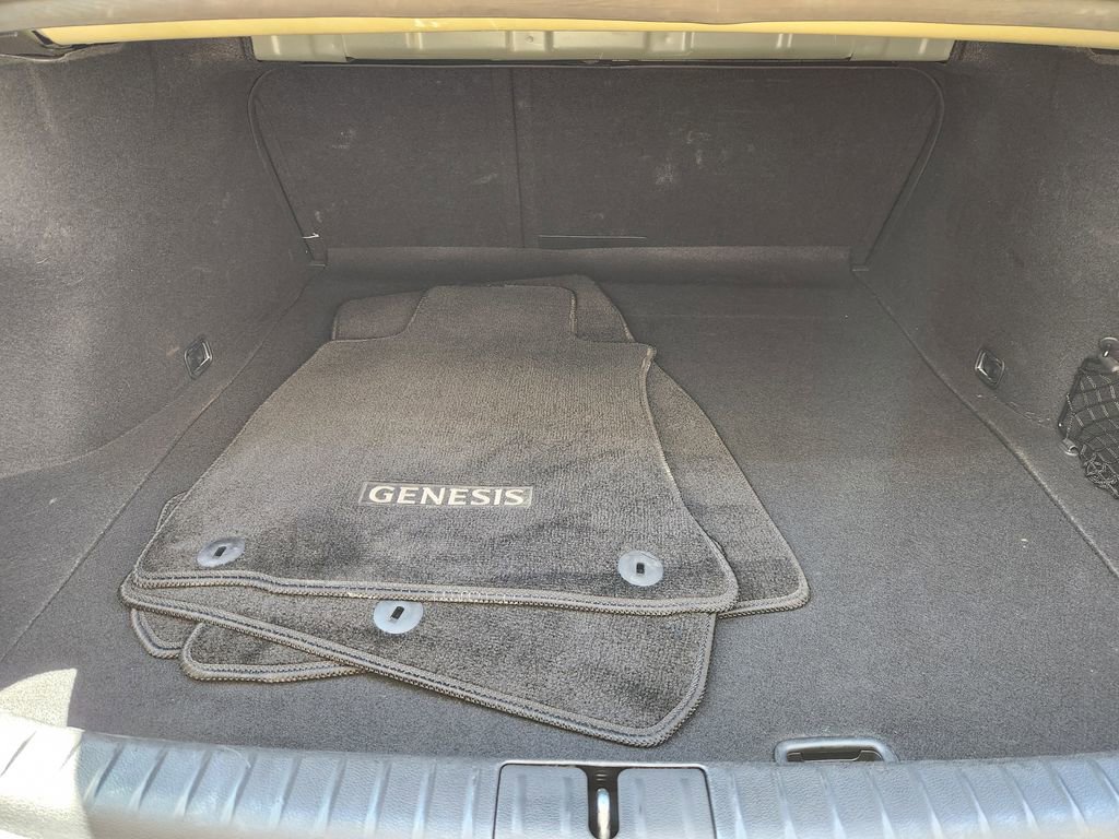 Used 2023 Genesis G70 2.0T RWD image 32