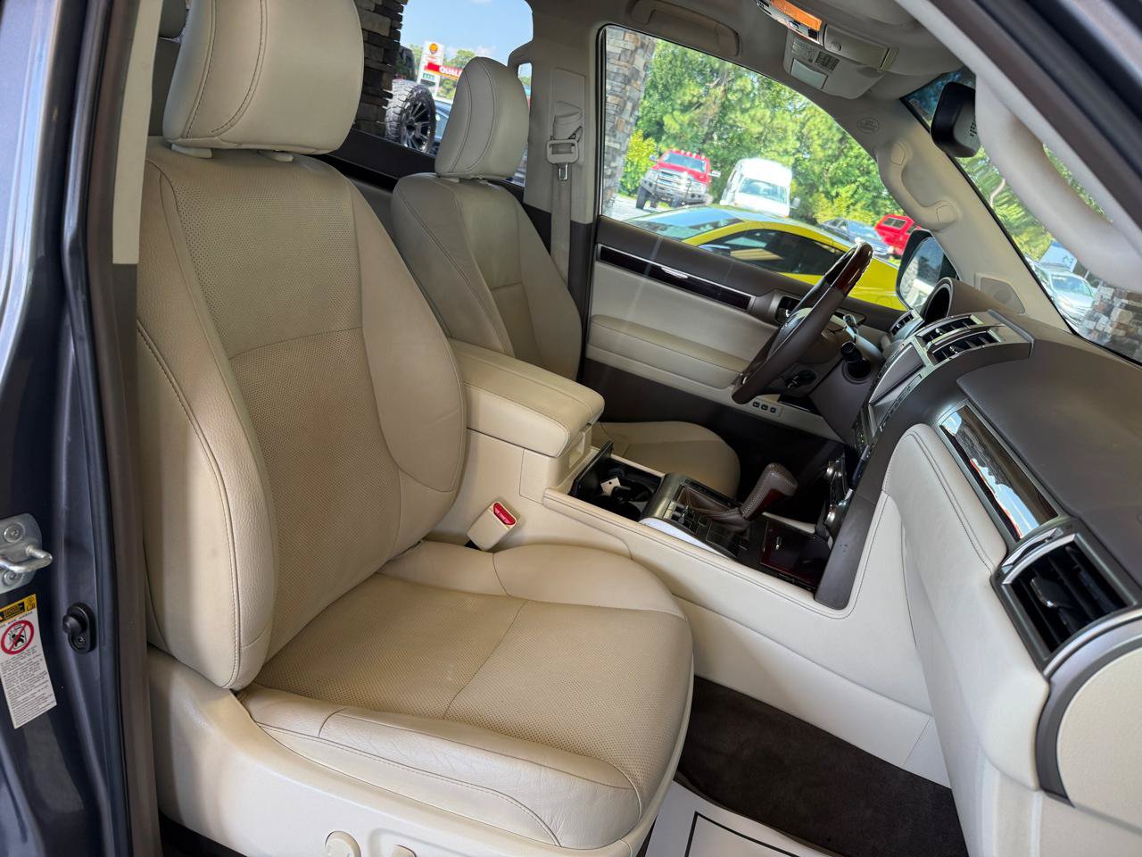 Used 2015 Lexus GX 460 w/ Premium Package AWD/4WD image 20