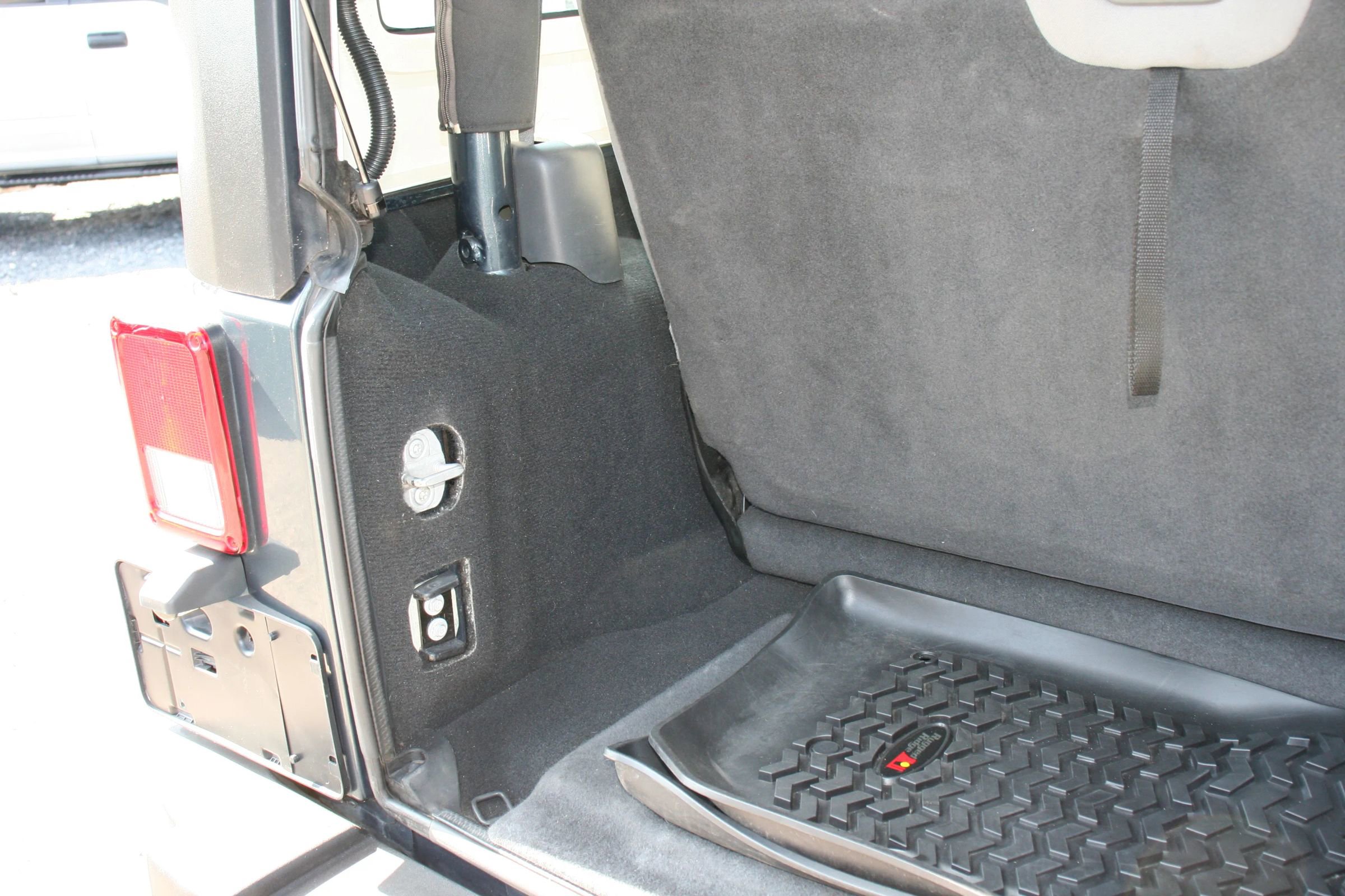 Used 2008 Jeep Wrangler Rubicon w/ Dual Top Group image 38