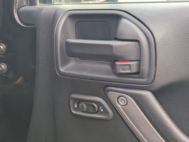 Used 2018 Jeep Wrangler Unlimited Sport S image 28