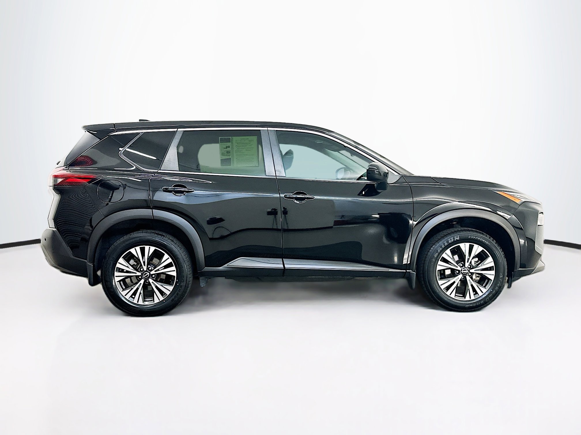 Used 2023 Nissan Rogue SV AWD/4WD image 10