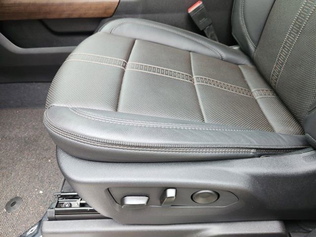 Used 2026 Chevrolet Silverado 1500 High Country w/ Midnight Edition image 27