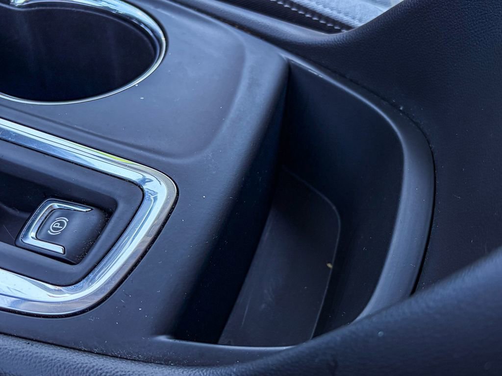 Used 2022 Chevrolet Equinox LS w/ LS Convenience Package image 33