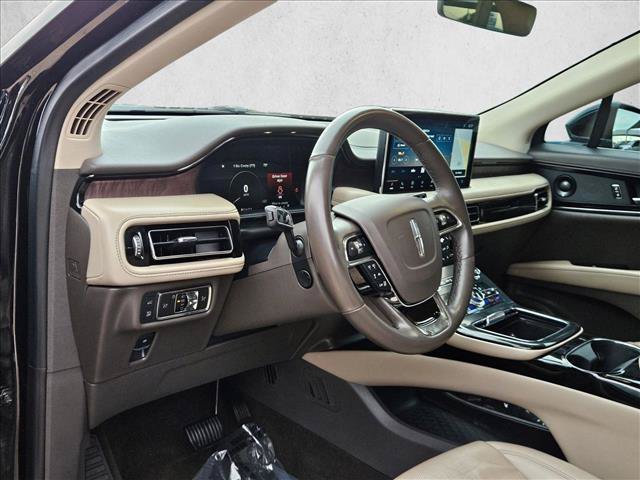 Used 2022 Lincoln Nautilus Reserve w/ Equipment Group 201A FWD image 9