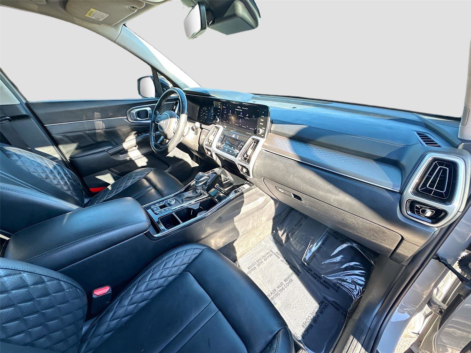 Used 2022 Kia Sorento SX image 29