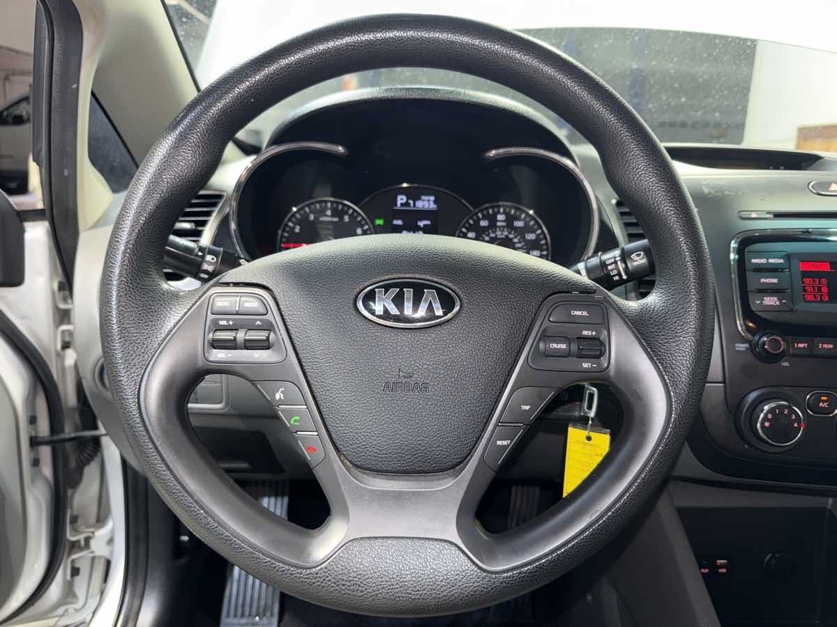 Used 2018 Kia Forte LX FWD image 18